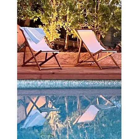 Welcoming In * Hyeres