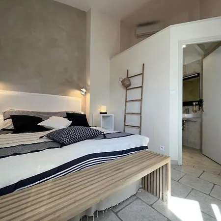 Welcoming In Apartment Hyeres