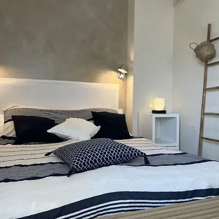 Apartment Welcoming In
