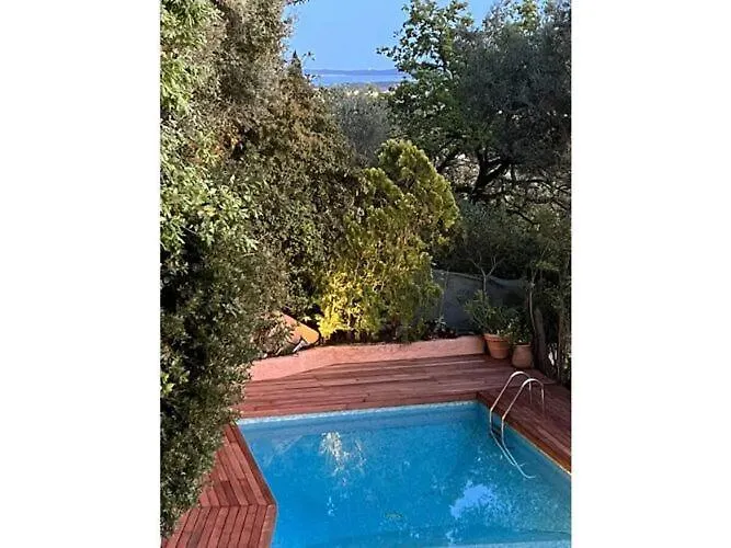 Welcoming In הייר