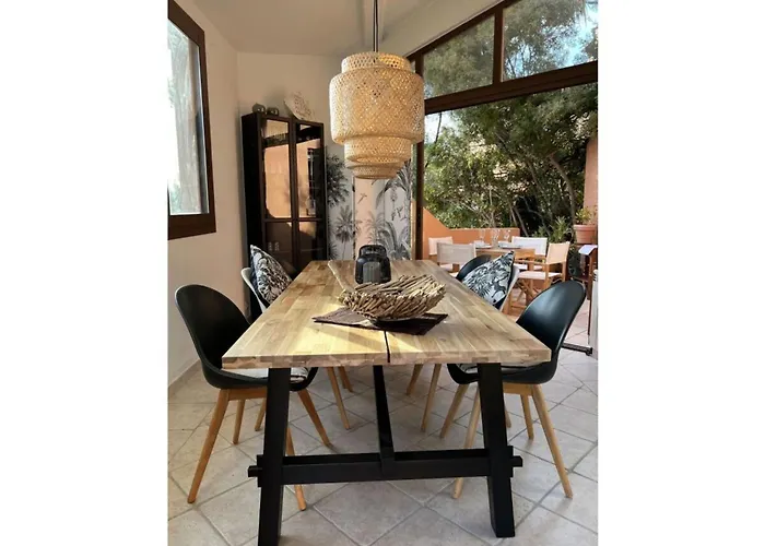 Welcoming In * הייר